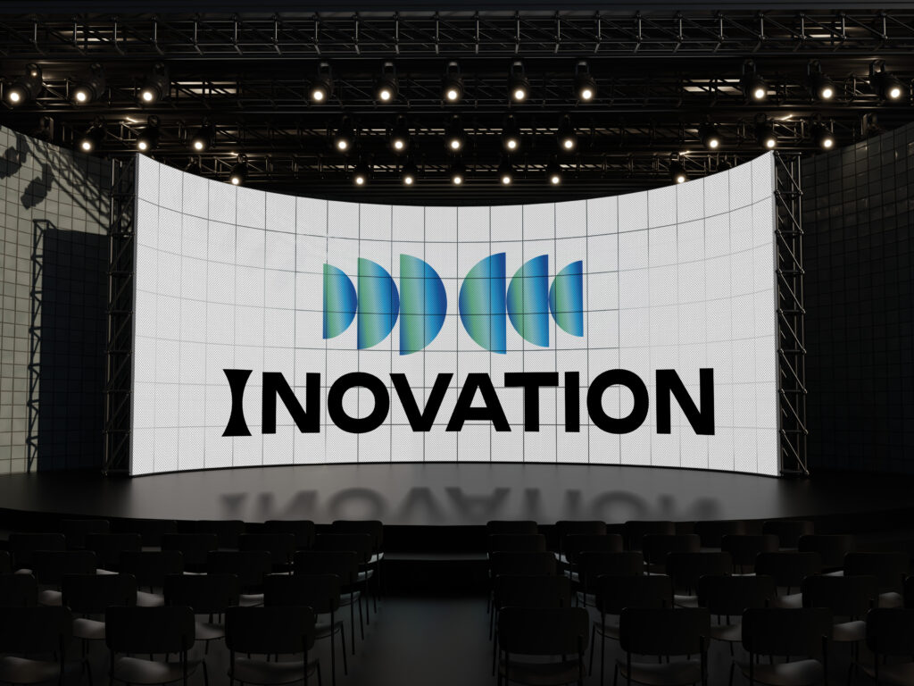 Mockup du logo Inovation sur grand écran fait par Paméla Pautrot Concepteur Designer UI